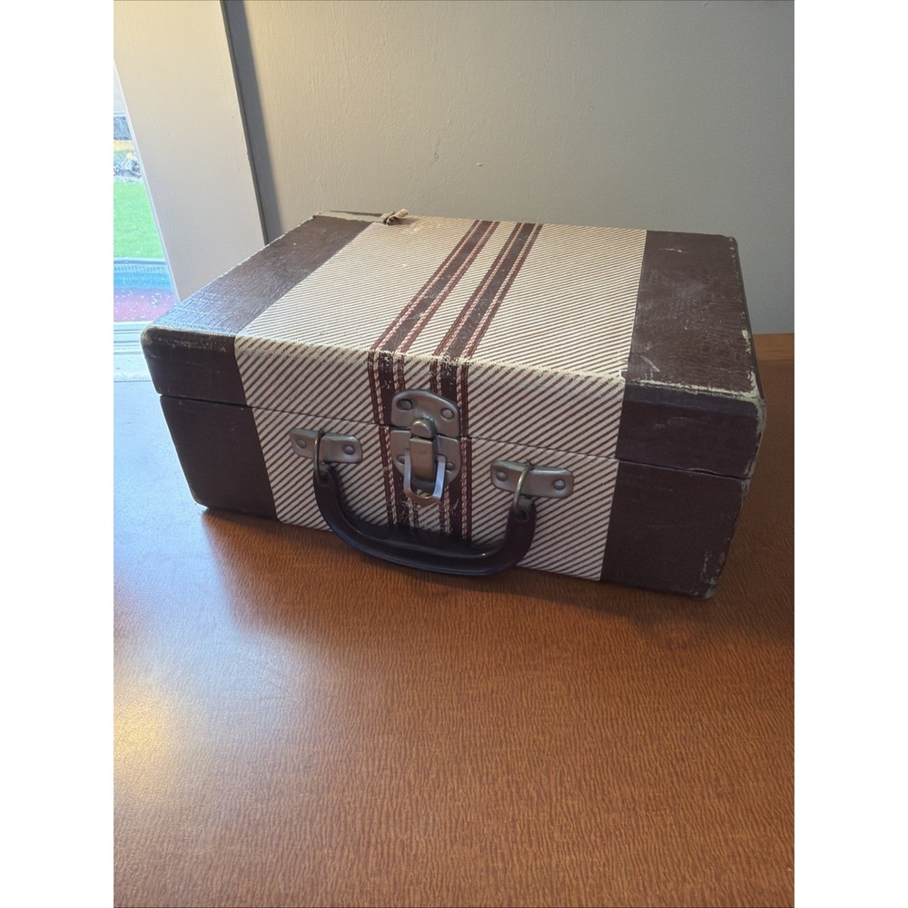 Vtg Hard Sided Memory Keepsake Box 12 By 9"